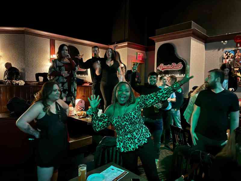 Aussie Rules Duelling Piano Bar