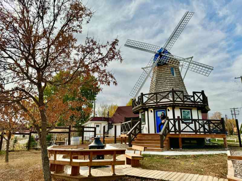 Rosebud Windmill B&B (aka The Impossible Dream)