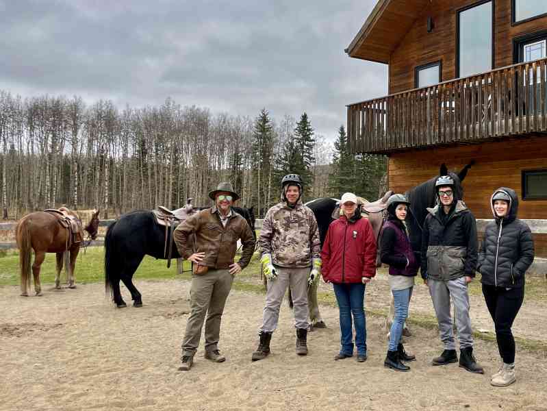Moose Mountain Horseback Riding